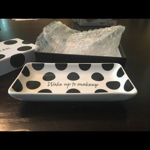 NWOT Sephora, polka-dot ceramic makeup dish